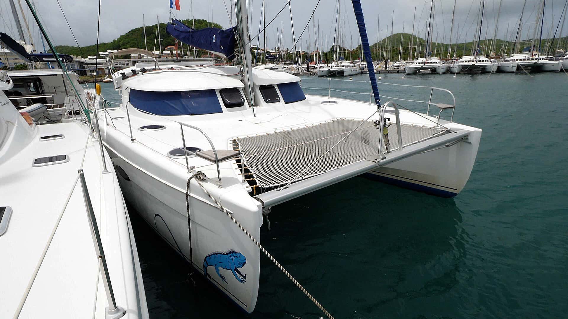 Location catamaran croisière grenadines - Croisière catamaran grenadines - Location bateau martinique - Lipari 41